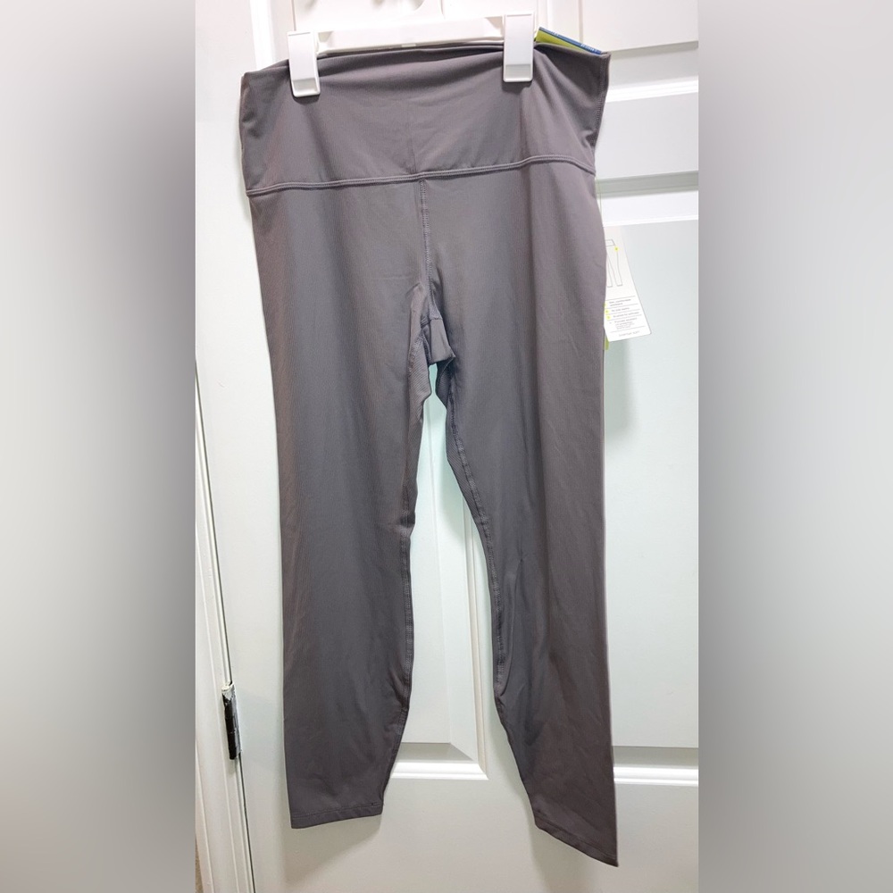 All in Motion Women's Everyday Soft High-Rise Ribbed 7/8 Leggings - Gray Size L - Picture 2 of 5